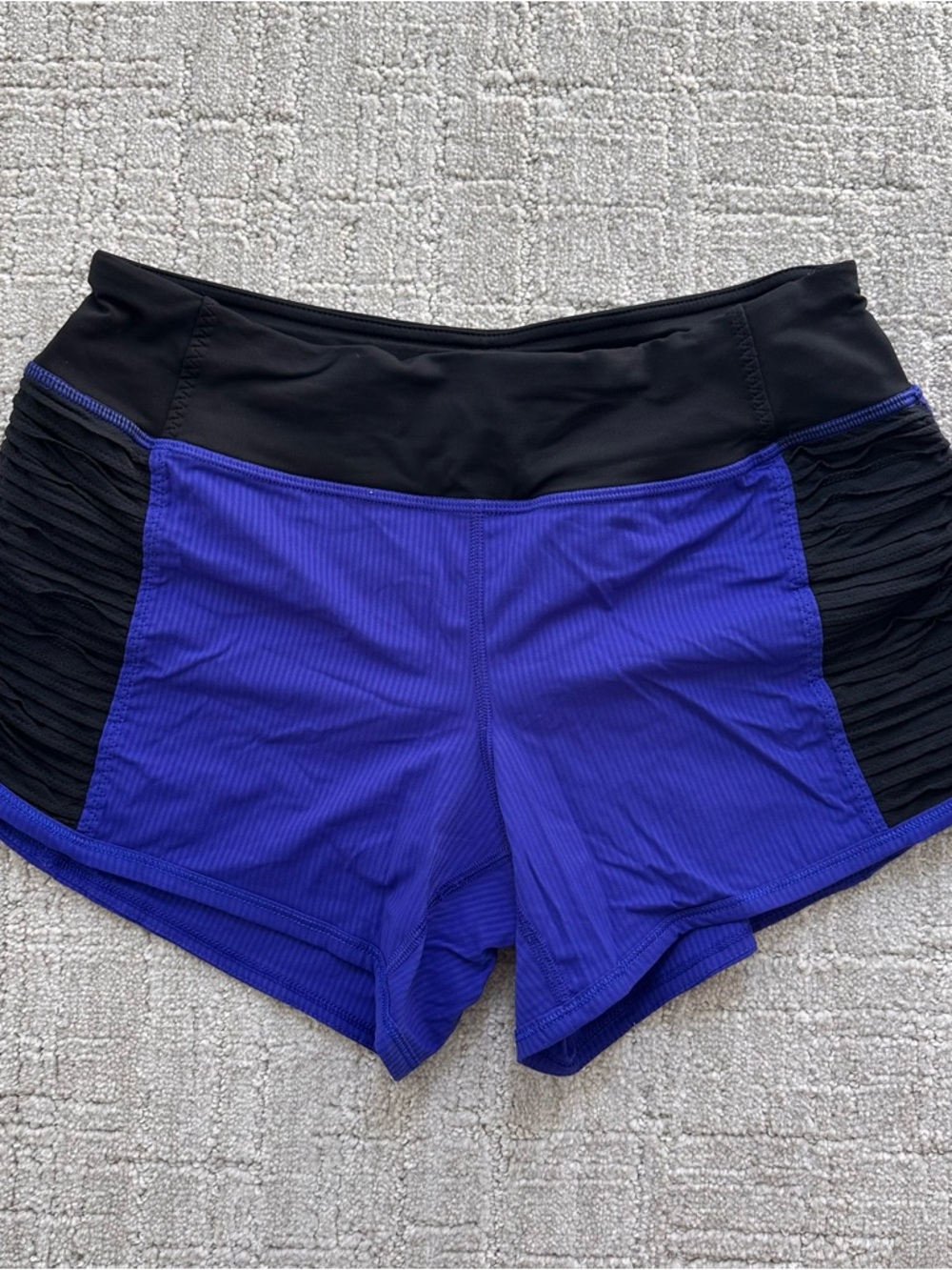 lululemon purple & black 2.5” athletic shorts